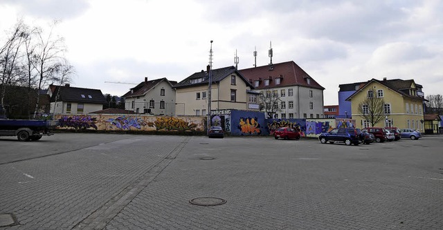 Der ehemalige SBG-Parkplatz samt Jugen...r ein Aufstellungsbeschluss vorliegt.   | Foto: Lea Rollbhler