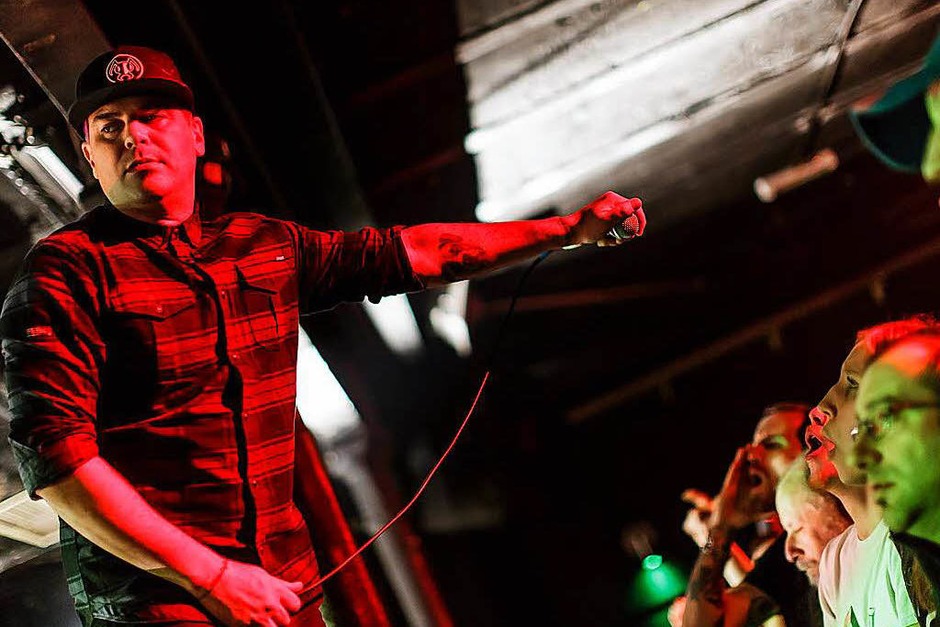 Hatten mit "Smooth Criminal" einst einen Hit: Die Musiker der amerikanischen Rockband Alien Ant Farm spielten am Mittwochabend im Crash. (Foto: Janos Ruf) Hatten mit "Smooth Criminal" einst einen Hit: Die Musiker der amerikanischen Rockband Alien Ant Farm spielten am Mittwochabend im Crash. (Foto: Janos Ruf)