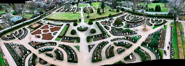 Wie eine Parklandschaft mutet dieses g...Grberfeld auf dem Weiler Friedhof an.  | Foto: zvg