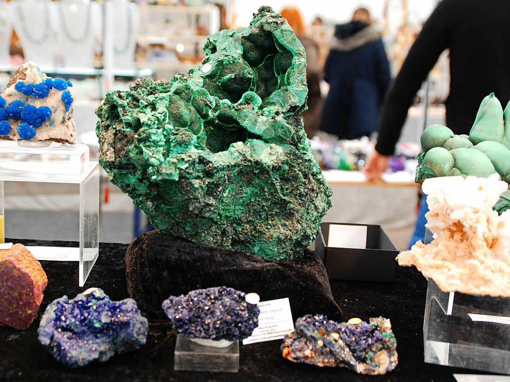 Die unzhligen farbigen Mineralien, Kristalle und Edelsteine faszinierten nicht nur die Kinder.