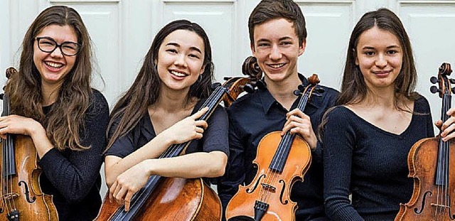 Lara Wild, Viola, Sena Bielander, Viol... Klingelschmitt, Violine (von links).   | Foto: zvg