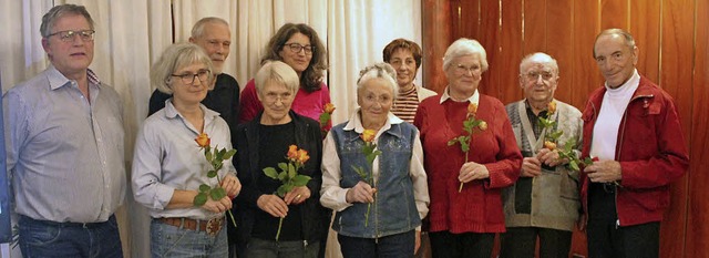 Vorsitzender Norbert Klein (links) mit...60 Jahre Mitgliedschaft geehrt wurden.  | Foto: verein