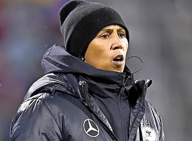 Enttuscht: Bundestrainerin Steffi Jones  | Foto: afp