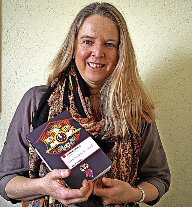 Birgit Hermann hat ein Buch ber Liebl...ltze im Hochschwarzwald geschrieben.   | Foto: Schilling