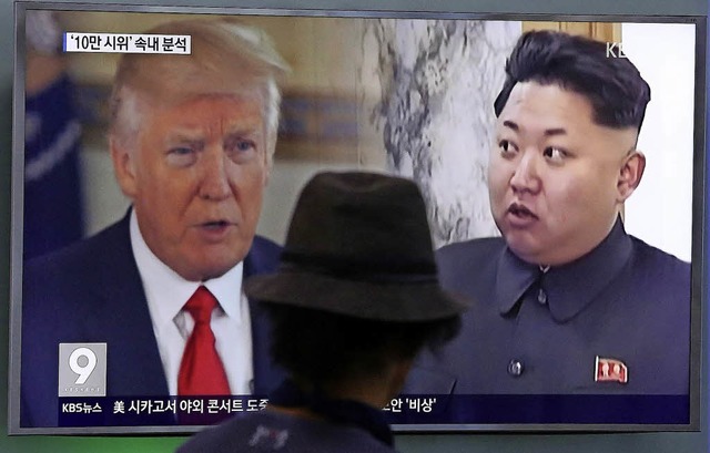 Erst Abrstung, dann Gesprche: US-Pr... einem Fernsehbildschirm in Sdkorea.   | Foto:  dpa