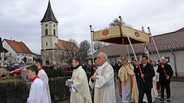 Mit einer Festmesse und anschlieender... Diakon Thilo Knller das Patrozinium.  | Foto: Christa Maier