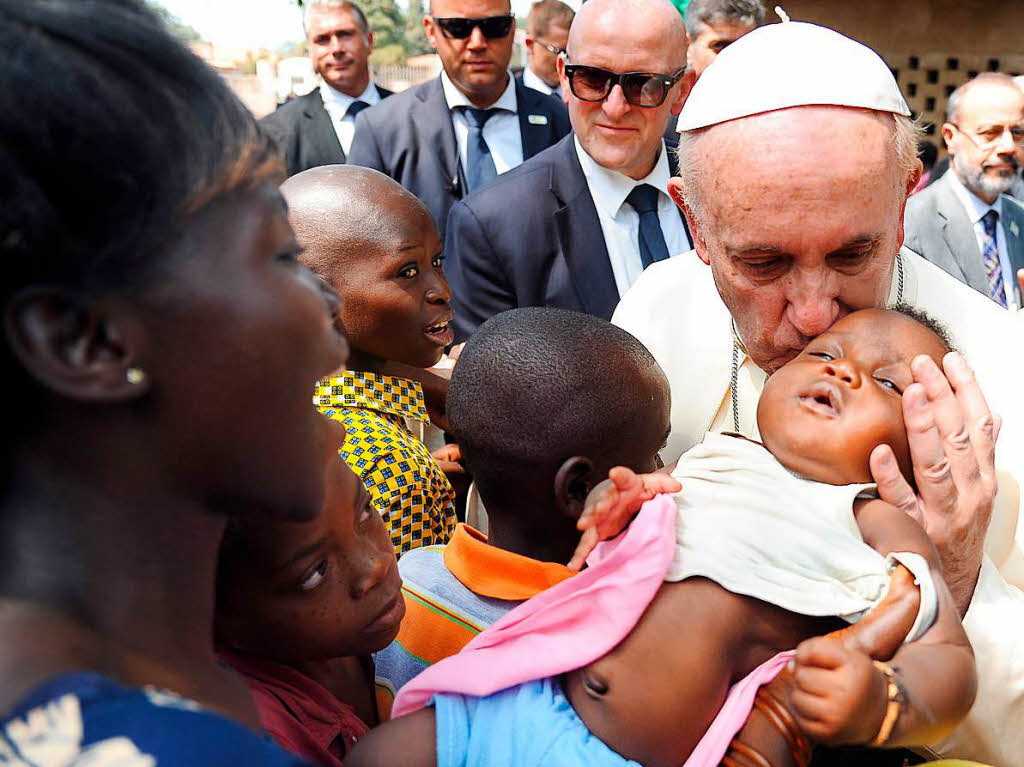 2015 besuchte der Papst verschiedene afrikanische Lnder, unter anderem die zentralafrikanische Republik.