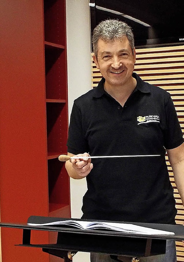 Stefan Wagner will sich als Dirigent a...ng gegenber seinem Orchester stellen.  | Foto: Archivfoto: Wolfgang Adam