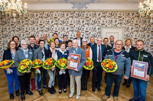 Das Jubilum der lngsten Zugehrigkei...ihrem Obst und Gemse Stand vertreten.  | Foto: Daniel Schoenen