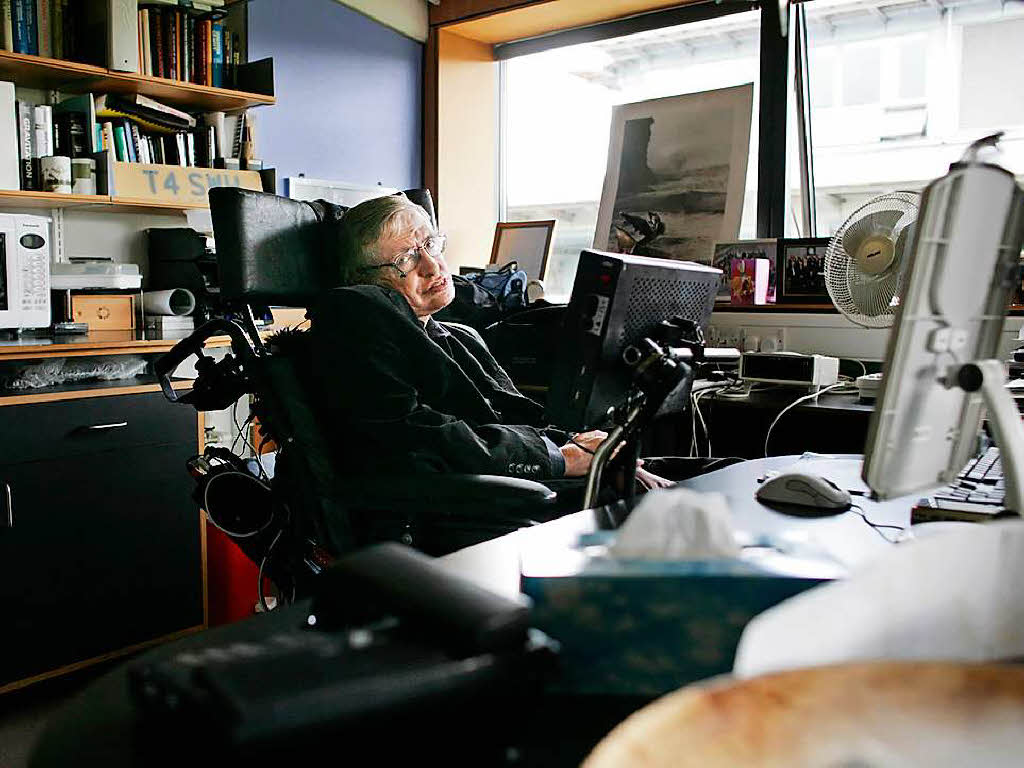 Hawking 2007 in seinem Bro. Er starb mit 76 Jahren.