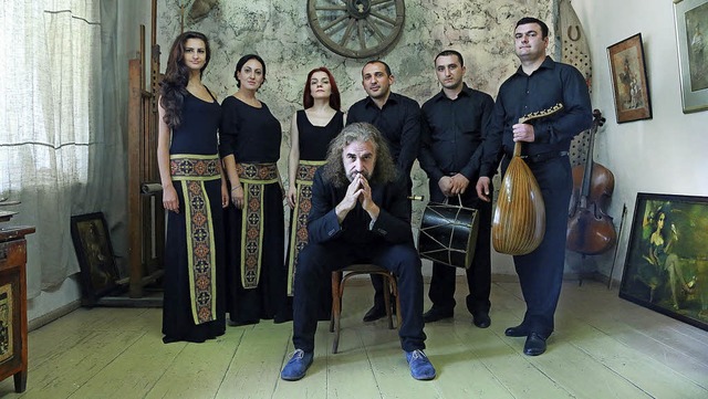 John Hodian (sitzend) und das  Naghash Ensemble   | Foto: Garegin Aghabekyan