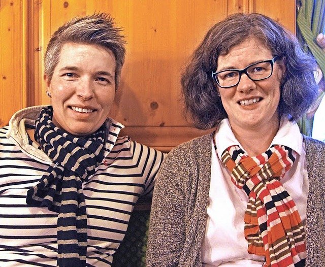 Kathrin Zolg (links) und Petra Gntert...r Neal Banerjee nicht dabei sein kann.  | Foto: Andreas Mahler