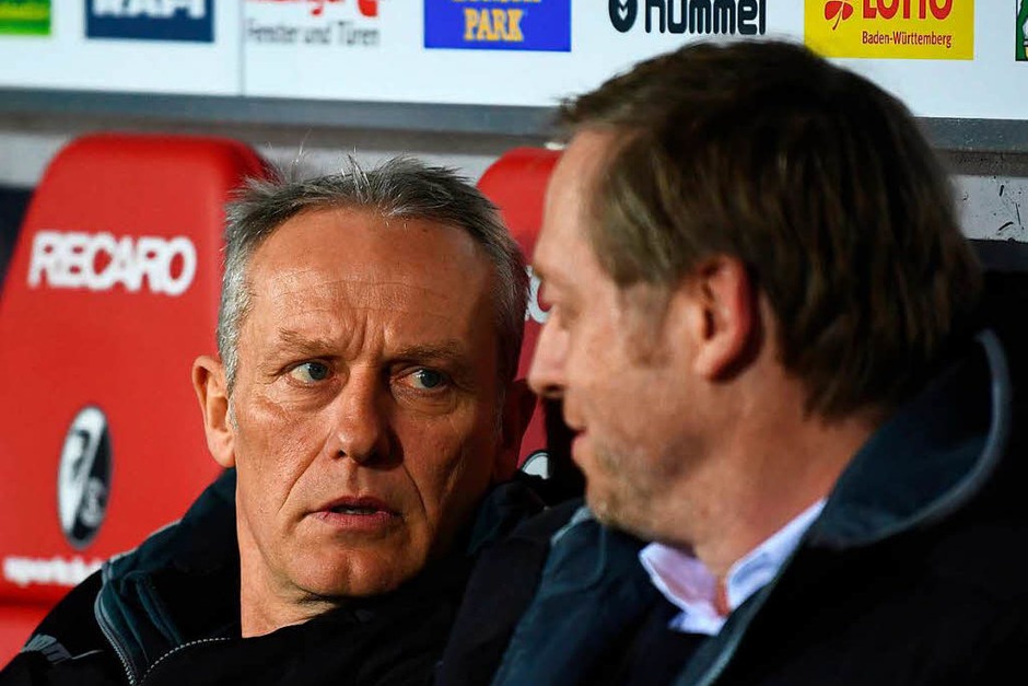 Der SC Freiburg musste sich dem VfB Stuttgart letztlich mit 1:2 geschlagen geben. Während die Schwaben den Klassenerhalt so gut wie sicher haben, braucht der Sportclub nach der Länderspielpause dringend Punkte. (Foto: dpa) Der SC Freiburg musste sich dem VfB Stuttgart letztlich mit 1:2 geschlagen geben. Während die Schwaben den Klassenerhalt so gut wie sicher haben, braucht der Sportclub nach der Länderspielpause dringend Punkte. (Foto: dpa)