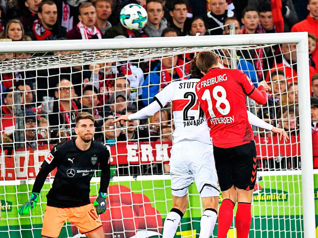 Der SC Freiburg musste sich dem VfB Stuttgart letztlich mit 1:2 geschlagen geben. Whrend die Schwaben den Klassenerhalt so gut wie sicher haben, braucht der Sportclub nach der Lnderspielpause dringend Punkte.