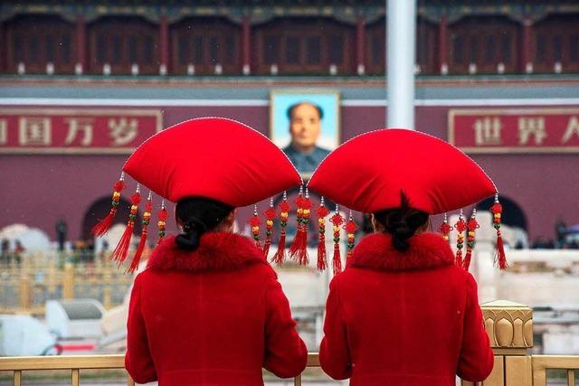 Einstimmiges Votum: Xi Jinping als Staats- und Militärchef bestätigt
