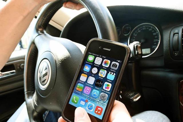 Sind Smartphones eine Ursache für den Unfall-Rekord in Südbaden?