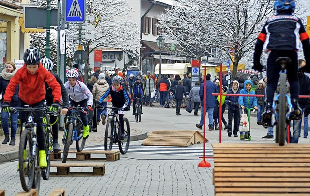 Der SV Kirchzarten hatte gestern  eine...parcours fr den Nachwuchs aufgebaut.   | Foto: Gerhard Lck