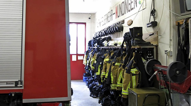Bald vorbei die beengten Verhltnisse fr die Feuerwehr Mundingen  | Foto: Georg Vo