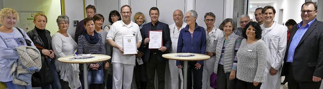 Freuen sich ber die Zertifizierung: K...bandsvorsitzenden Peter Lob (rechts).   | Foto: Hans-Peter Mller