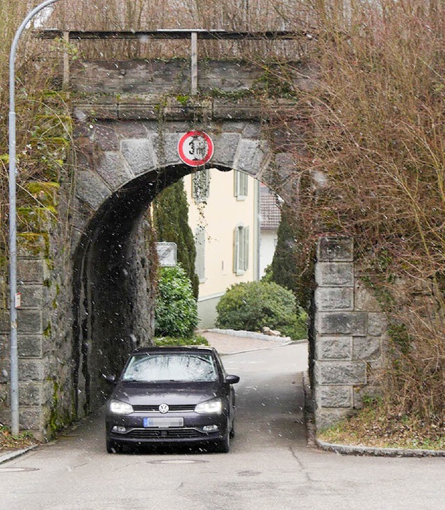 Die meisten  Transporte fr die Bauste...nterfhrung bei der Sonnhalde rollen.   | Foto: Kerckhoff