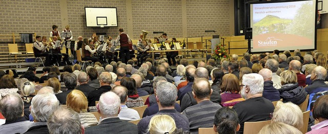 Rekordbesuch: Fast 300 Einwohner wollt...Stadtmusik  stimmungsvoll aufspielte.   | Foto: Hans-Peter Mller