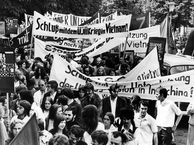 Politisches Bewusstsein fing fr viele...Protest gegen den Krieg in Vietnam an.  | Foto: Jacques Breuer