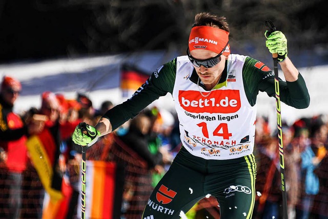 Fabian Riele belebt beim Heim-Weltcup in Schonach den siebten Rang.  | Foto: dpa