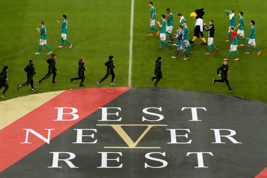 Das Motto des deutschen Teams im WM-Jahr: &#8222;Best never rest&#8220;.  | Foto: dpa
