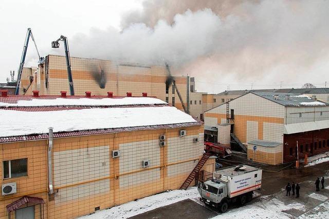 Brand in sibirischem Einkaufszentrum ttet viele Menschen