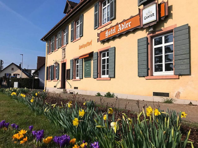 Der Landgasthof Adler in Oberkrozingen...&#8217;s Straue  bald wiedererffnen.  | Foto: Hans-Peter Mller