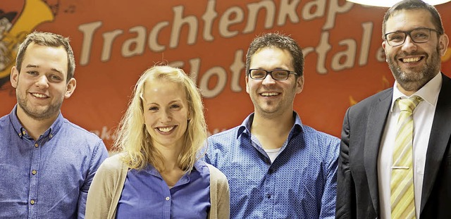 Clemens Laule und Sarah Meder bernehm...aule und Christoph Maier (von links).   | Foto: Bernhard Wrzburger