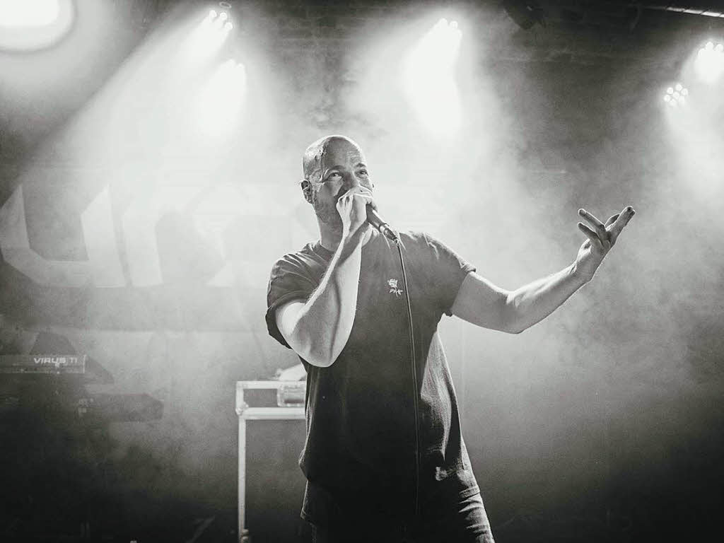 Rapper Curse tritt im Jazzhaus in Freiburg auf.