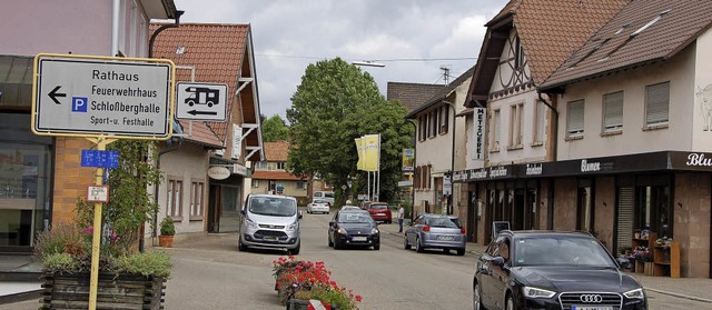 Vom Umbau der Ortsdurchfahrt versprich...berg eine weitere Verkehrsentlastung.   | Foto: Archivfoto: rderer