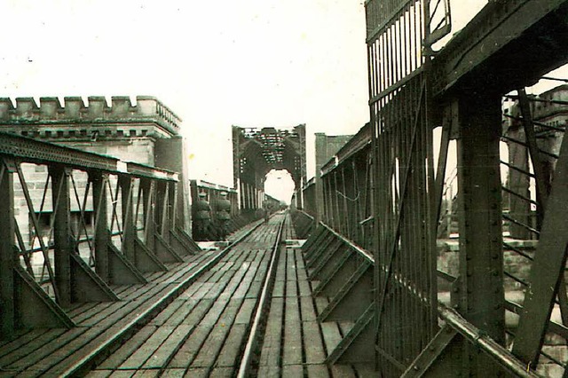 Bis 1945 verkehrten Zge zwischen Frei...chienenverbindung wieder herzustellen.  | Foto: Stadtarchiv Breisach