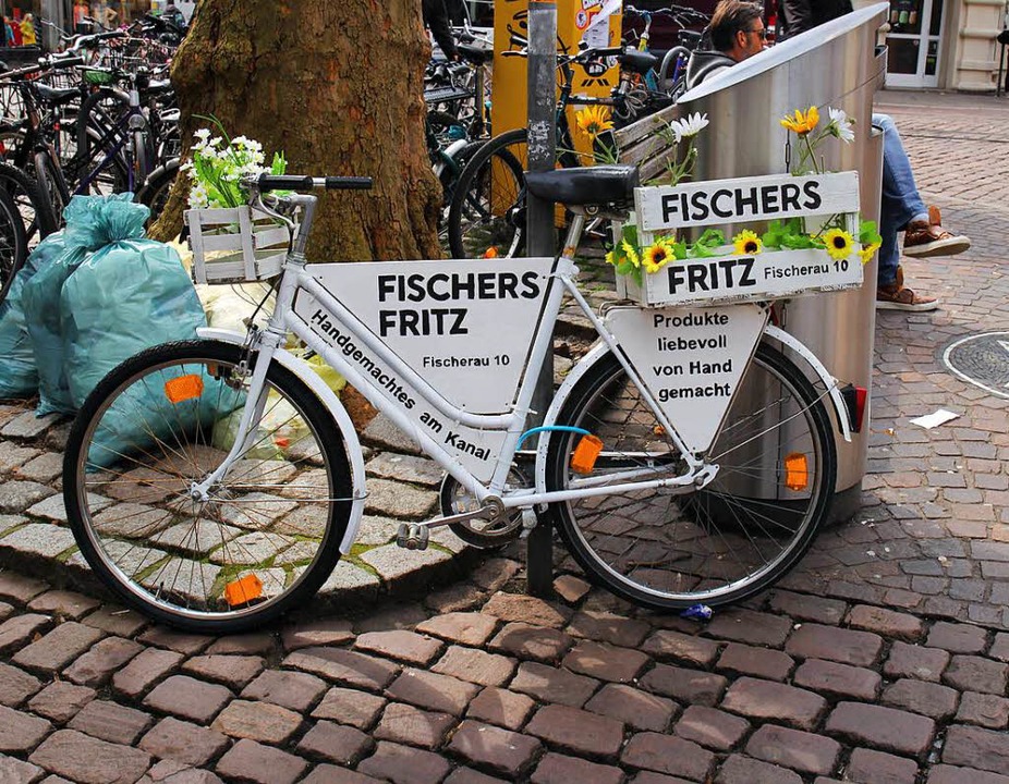 Das Fahrrad steht an der Eecke Gerberau / Fischerau  | Foto: Maleen Thiele