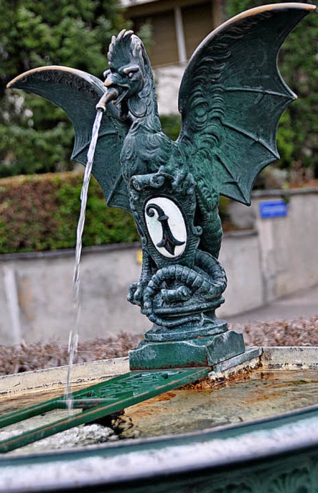 Die Basiliskenbrunnen sind eines der W...n auch auf dem Hausener Rathausplatz.   | Foto:  Gramespacher