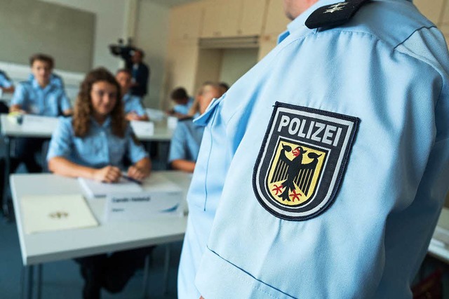 Polizeimeisteranwrterinnen und -Anwr...entrum der Bundespolizei (Symbolbild).  | Foto: dpa