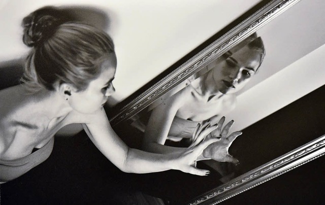 Das Foto &#8222;Das Mdchen im Spiegel&#8220; von Andrea Kisslinger  | Foto:  Thomas Kunz
