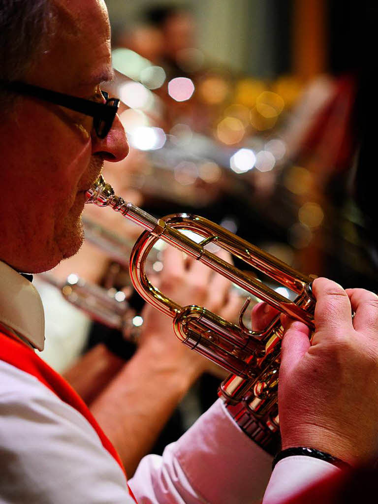 15 Jahre lang dirigierte Denis Laile die Schwarzwaldkapelle Mnstertal. Beim Osterkonzert in der Belchenhalle verabschiedete er sich unter enthusiastischem Beifall mit 