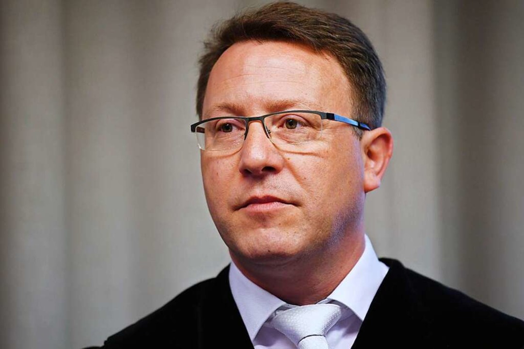 Oberstaatsanwalt Tomas Orschitt hat am Mittwoch die Anklage vorgetragen.  | Foto: dpa