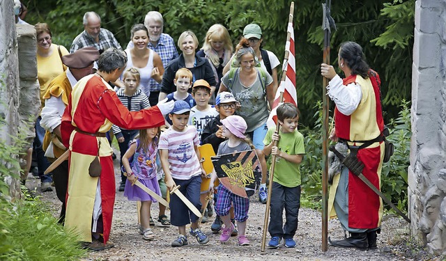 Die Erlebnisburgfhrungen bleiben ein Renner im Seelbacher Tourismus-Programm.   | Foto: Gemeinde