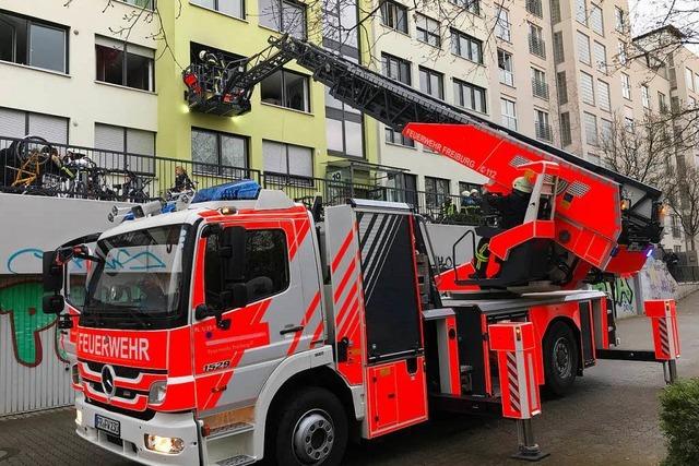 Wohnungsbrand in der Boelckestrae – Junge beim Pommes frittieren eingeschlafen