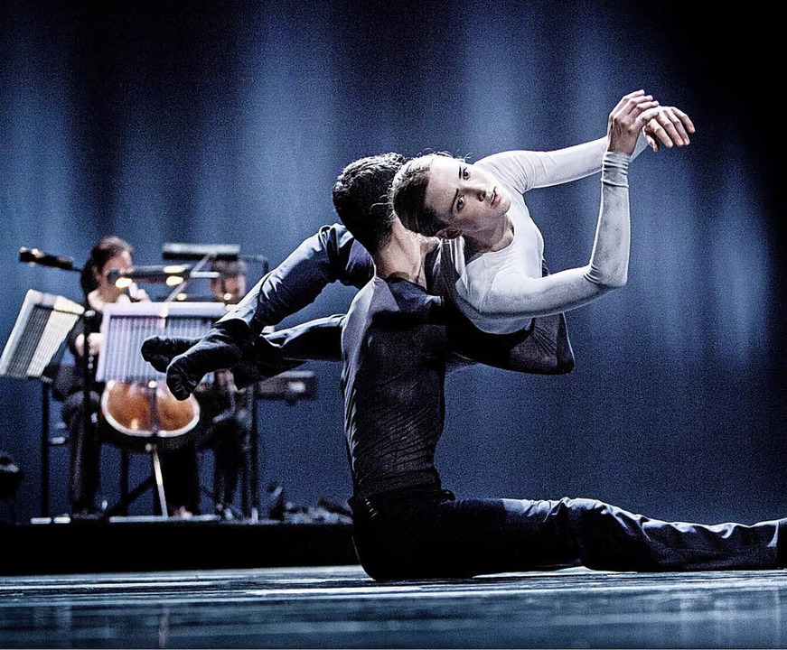Das Nederlands Dans Theater ist einer von vielen Beiträgen an der Tanzbiennale.   | Foto:  Joris-Jan Bos