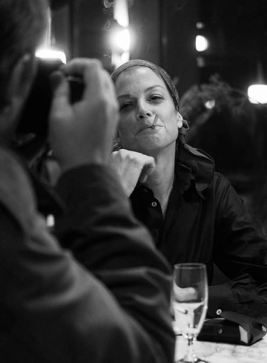 Offen unglcklich: Marie Bumer als Romy Schneider  | Foto: dpa