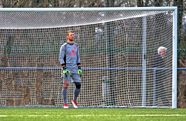 Wenn der Ball im Netz einschlgt, ist ... seiner Mannschaft  nicht verhindern.   | Foto: Wolfgang Scheu