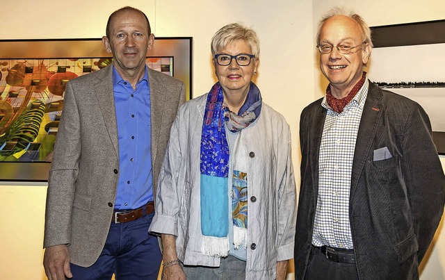 Gelungene Vernissage zur Ausstellung  ...r Laudator Professor Hansjrg Kster.   | Foto: Wilfried Dieckmann