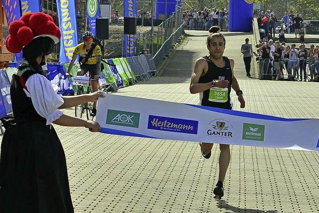 Tareq gewinnt Halbmarathon