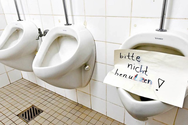 Dringend: Die Sanierung der Toiletten ...weitzer-Grundschler wird vorgezogen.   | Foto: Thomas Kunz
