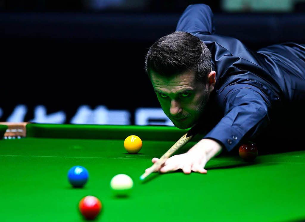 Ein Deutscher kämpft um ein Ticket zur SnookerWM Sportpolitik