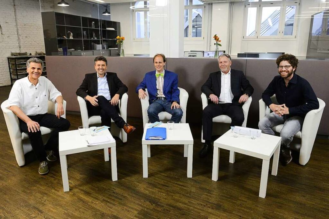 Wahltalk mit Quizduell: Uwe Mauch, Lei...- Redakteur Fabian Vögtle (von links).  | Foto: Ingo Schneider